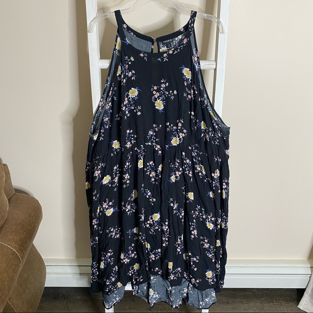 Torrid Floral print challis hi-lo dress. Size 4.